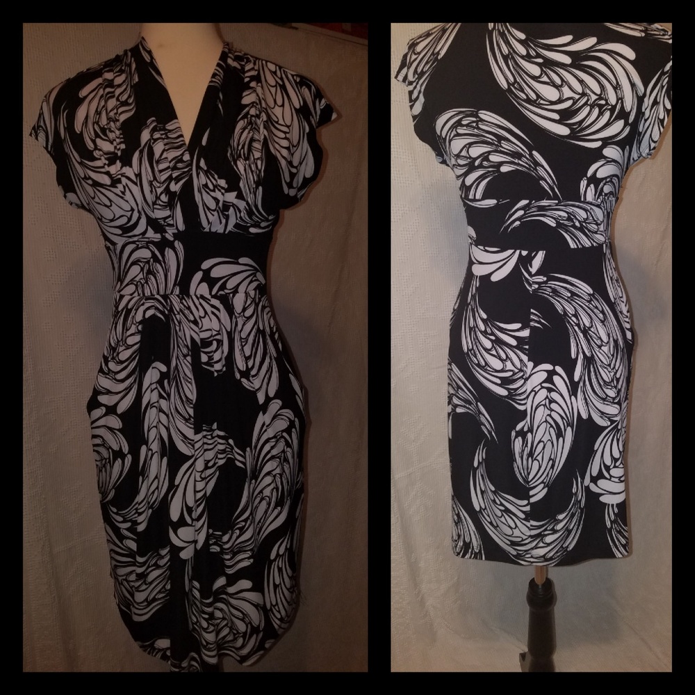 Bisou Bisou Faux Wrap - Picture 3 of 4